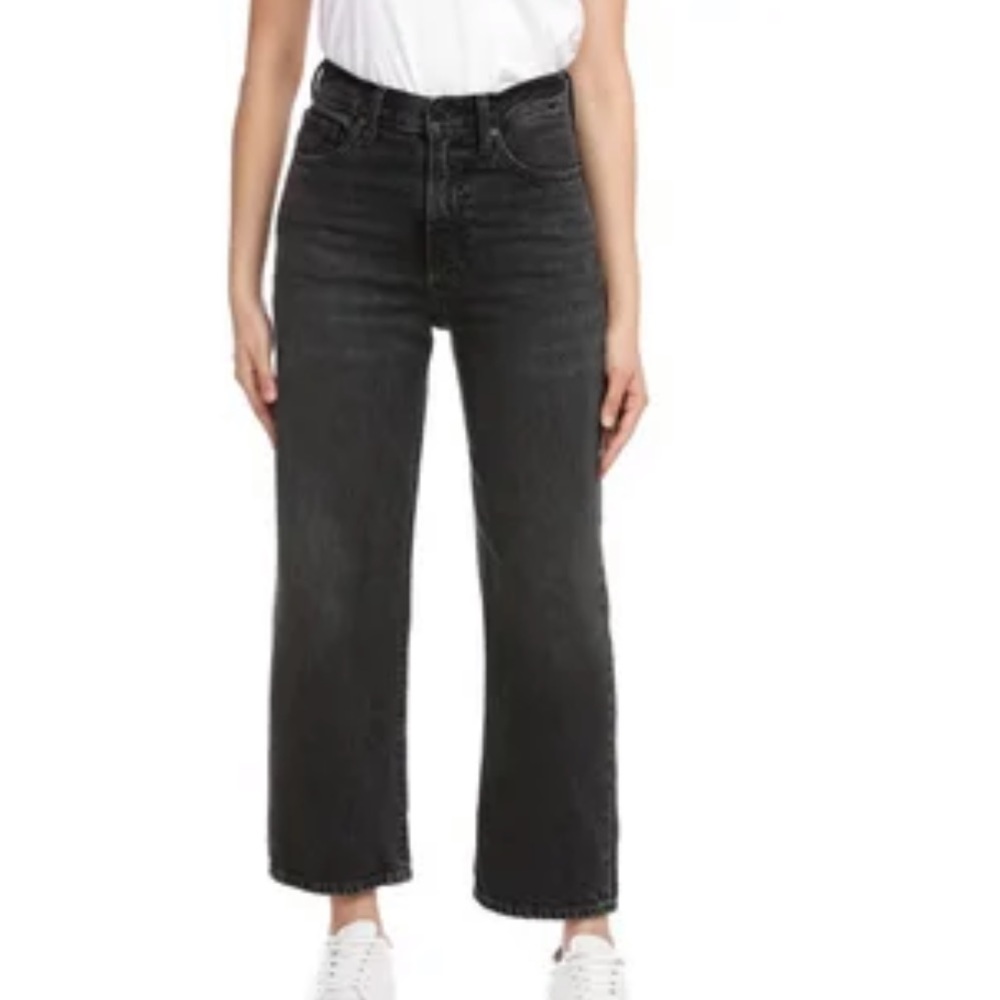 Levis ribcage straight leg jeans
